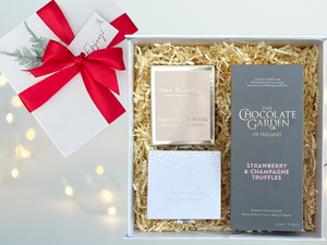 christmas gif Looking for gift ideas? ladies gift box, made in Ireland, luxury Irish brands. Max Benjamin candle. Tipperary Crystal necklace.Box of  Chocolate. Locally made. Perfect for corporate gift and occasion gifts .  
